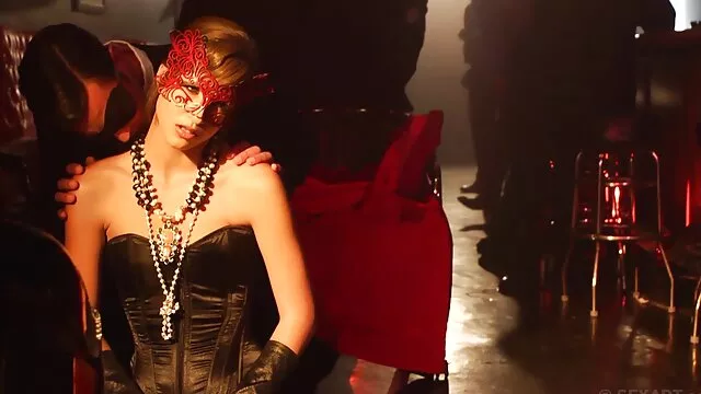 Taylor M.-húsos ajkak magyar amatőr szex képek