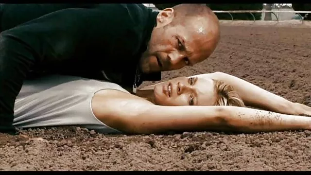 Kanyargós kolumbiai ribanc Amaranta csak magyar sex Hank rábaszik a segged két nagy fekete faszt