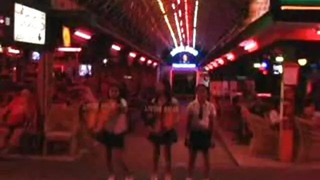 Dögös Khloe privát sex magyar Kay a hardcore kurva