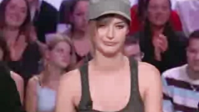 TS bdsm szex videó a robot felesége 2. szex magyar amatőr rész