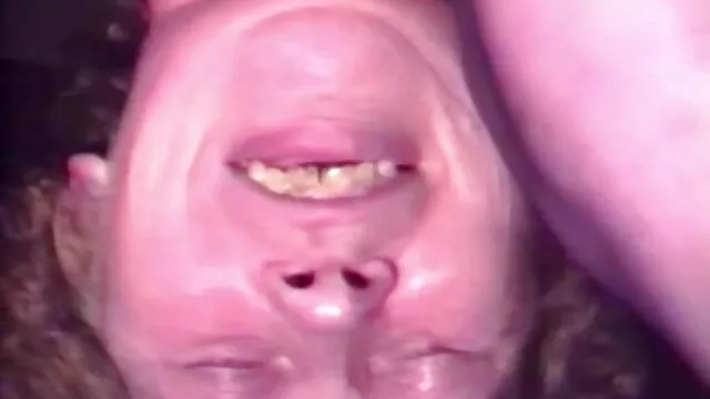 Elegáns Shalina Devine magyar sexfilmek ingyen a romantikus Anális maszturbál egy játék a kádban