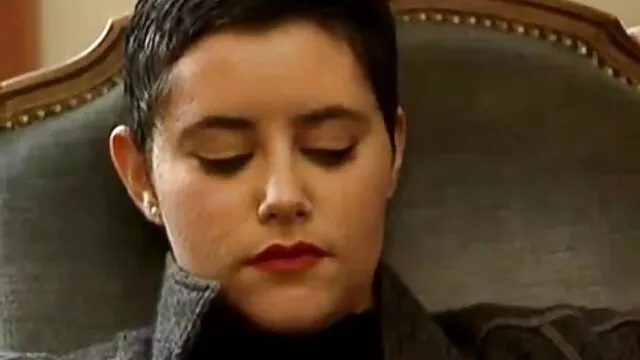 Kenzi magyar cigány pina Reeves egy kukkoló, Tom. 4 vacsora 2 (2020)