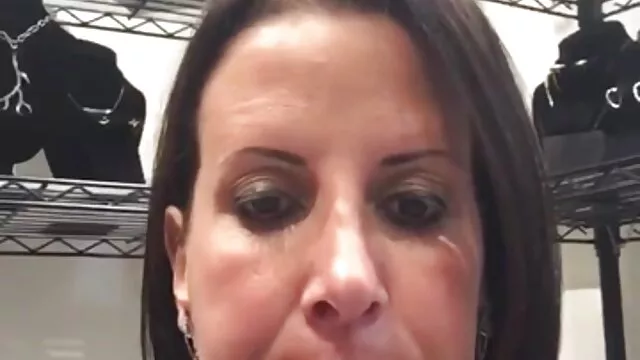 Kínzás magyar xxx filmek nehéz mellei Katharina mester T. 2. rész-cam1