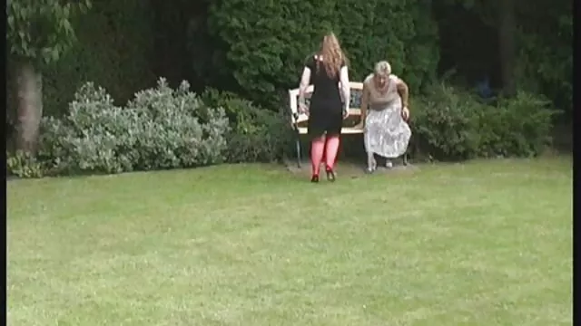 Videó magyar rejtett kamerás sex meztelen olaj masszőr Manon, Zhen