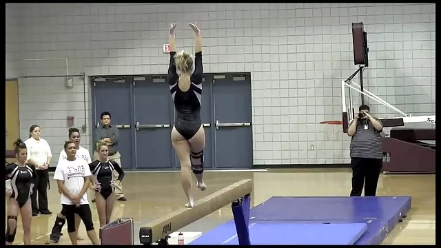 Az elmúlt magyar leszbikus porno évek története: magán edzők