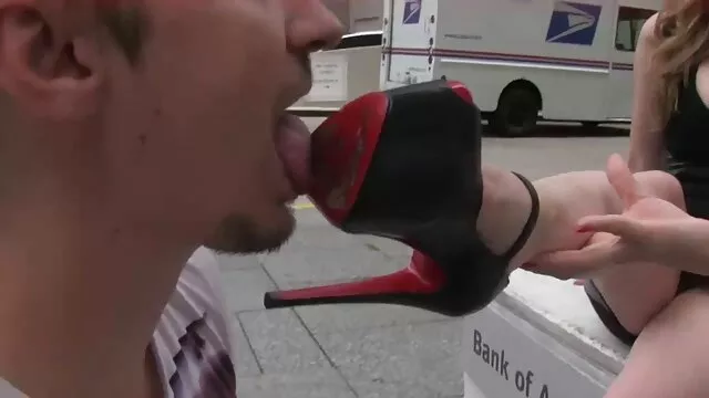 Tehén-Rabszolga tényleg megtámadták magyar amatőr házi videók